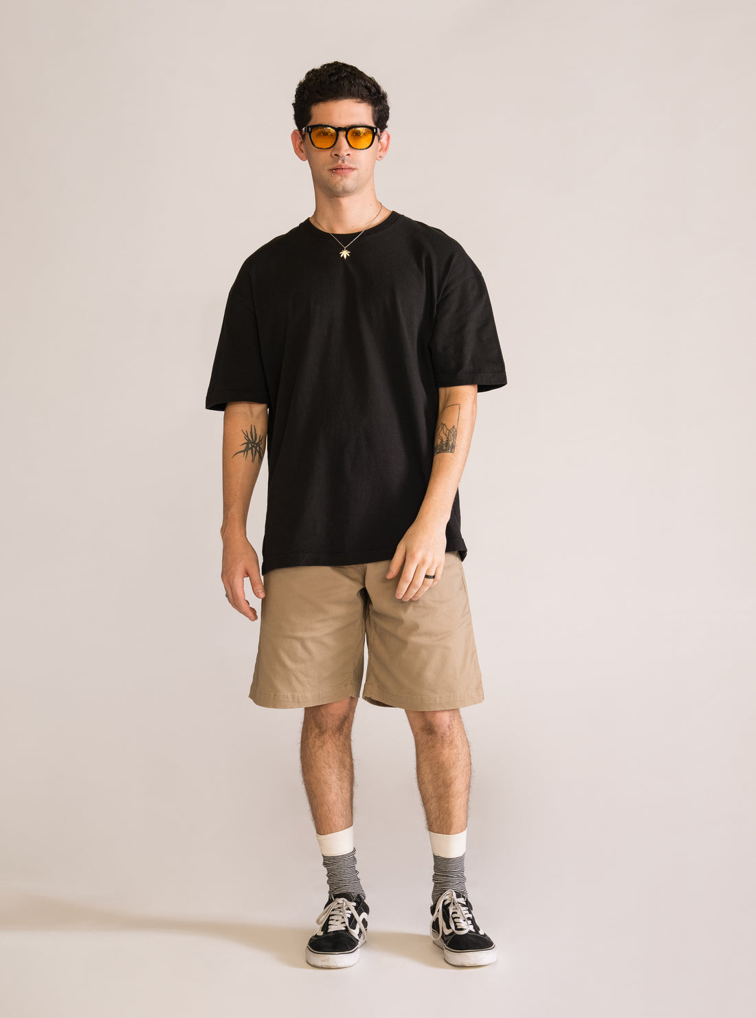 Take A Walk Drop T-Shirt, Negro
