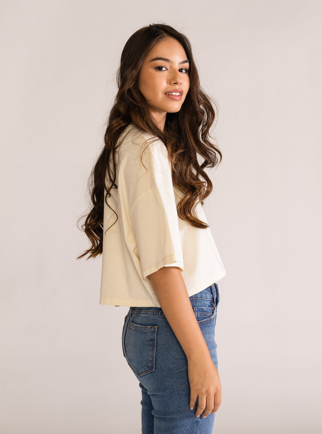 Sweet Tooth Cropped Playera, Crema