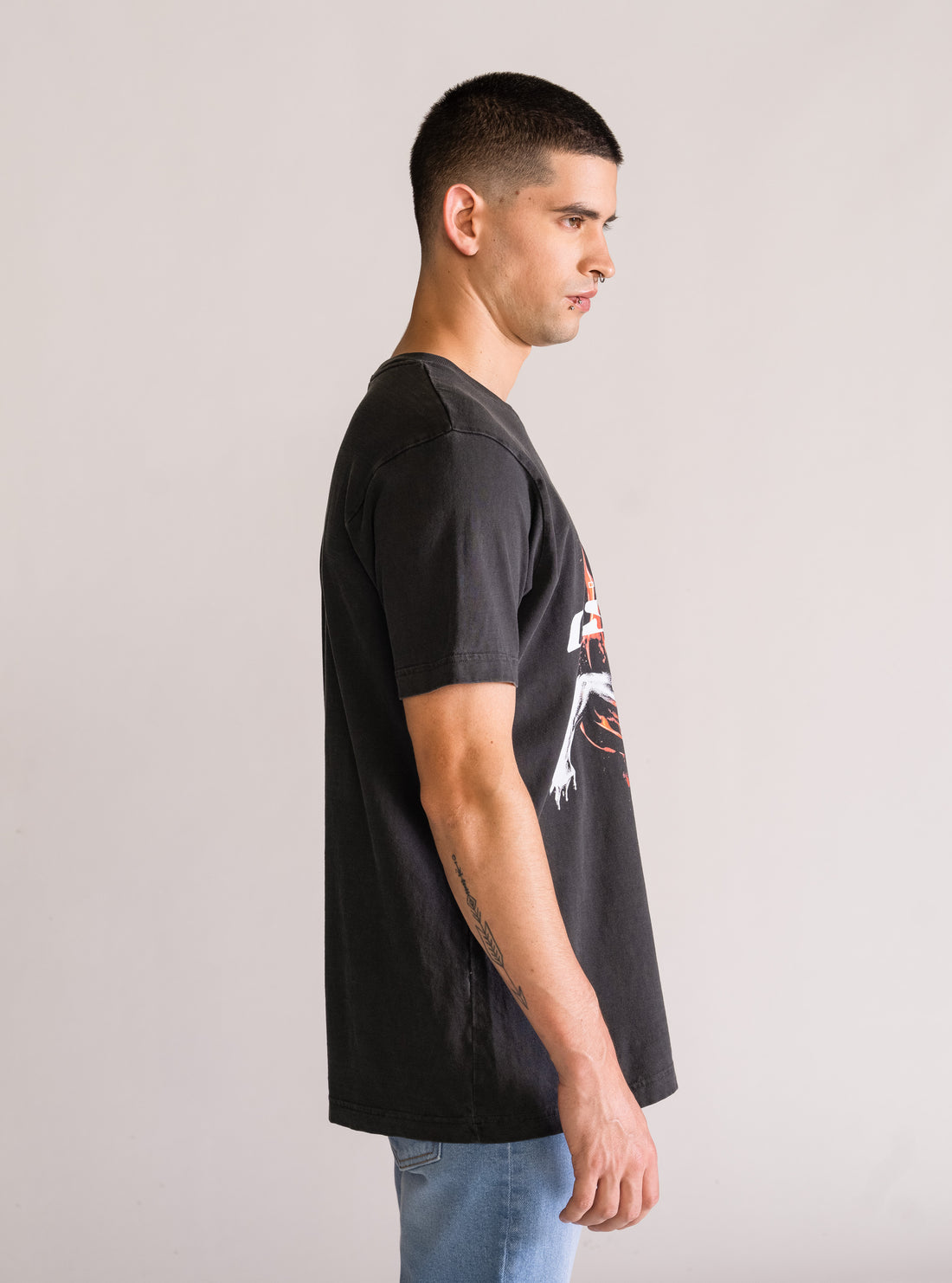 ASCND Playera, Gris Obscuro