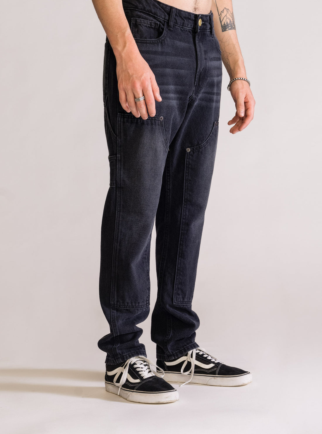 The Return Carpintero Regular Jeans, Negro