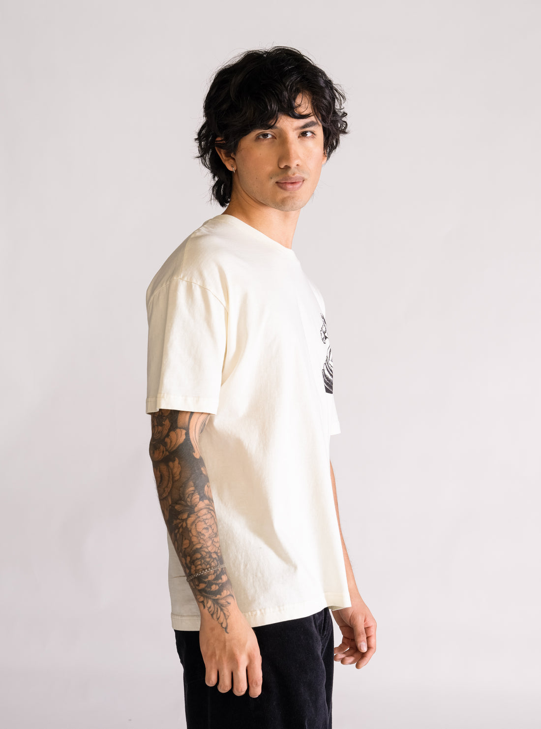 Check Mate Playera, Crema