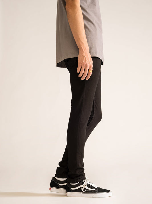 Dark Thoughts Skinny Jeans, Negro